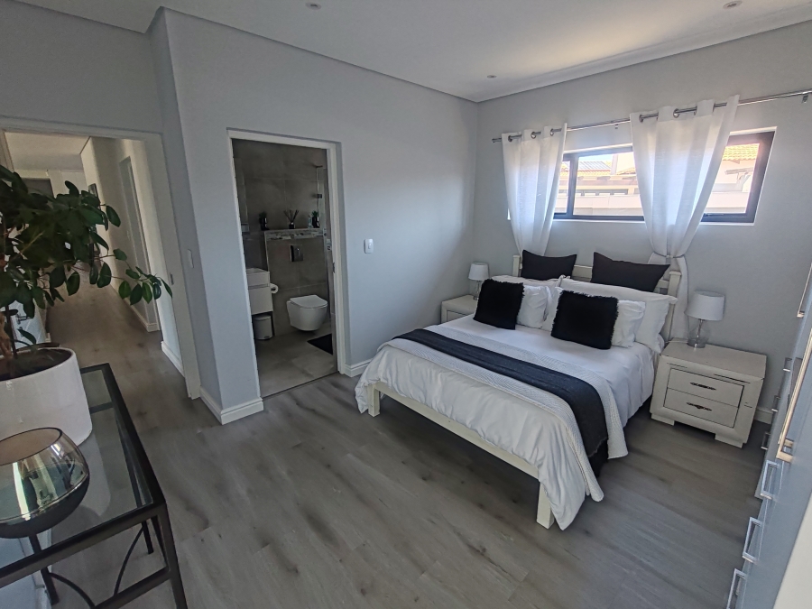 4 Bedroom Property for Sale in Langebaan Country Estate Western Cape